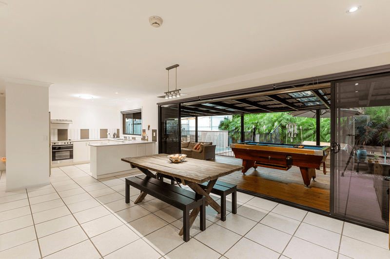 6 Magpie Street, NAMBOUR, QLD 4560