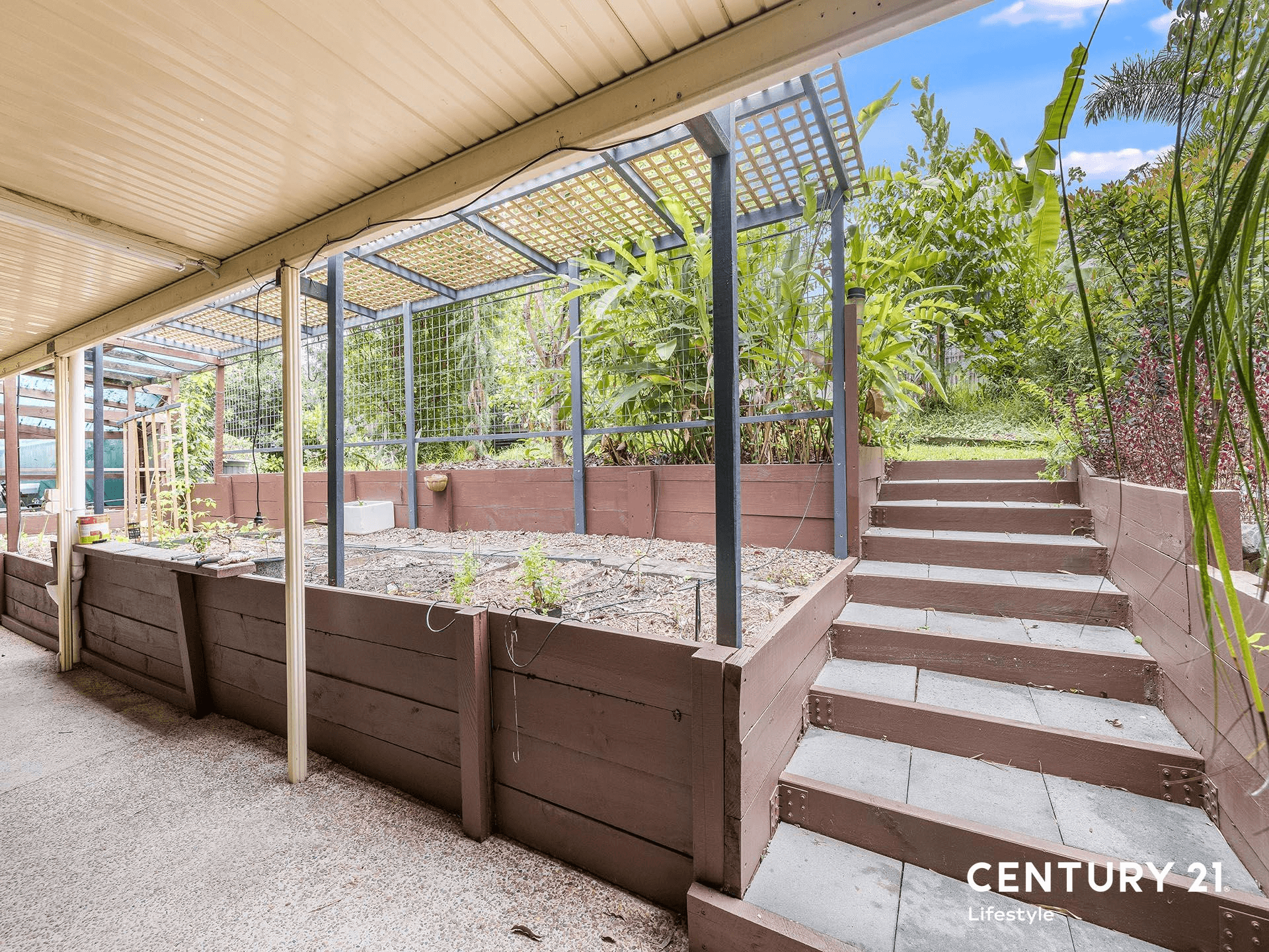 11 Olivia Court, LANDSBOROUGH, QLD 4550