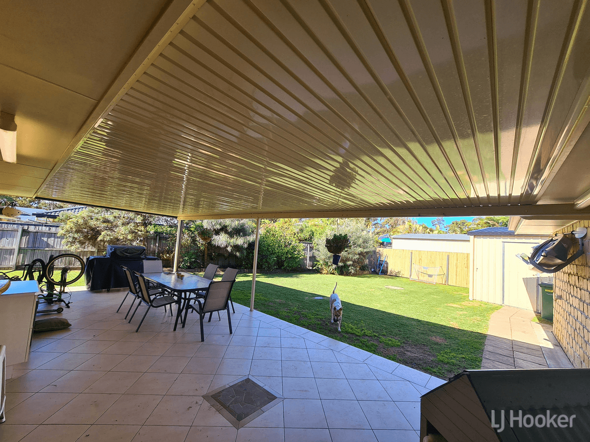 18 Mossman Way, SANDSTONE POINT, QLD 4511