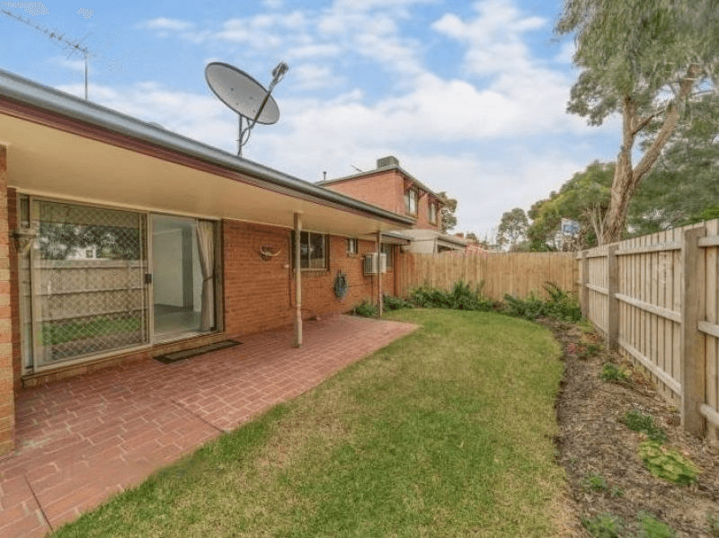 18 Marong Terrace, FOREST HILL, VIC 3131