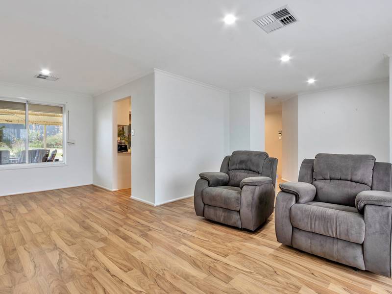 140 Main North Road, WILLASTON, SA 5118