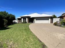 13 Waldorf Pl, Dubbo, NSW 2830