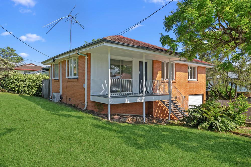 29 Derrima Crescent, FERNY HILLS, QLD 4055