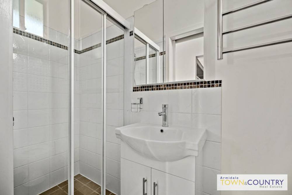 3 Verna Close, ARMIDALE, NSW 2350