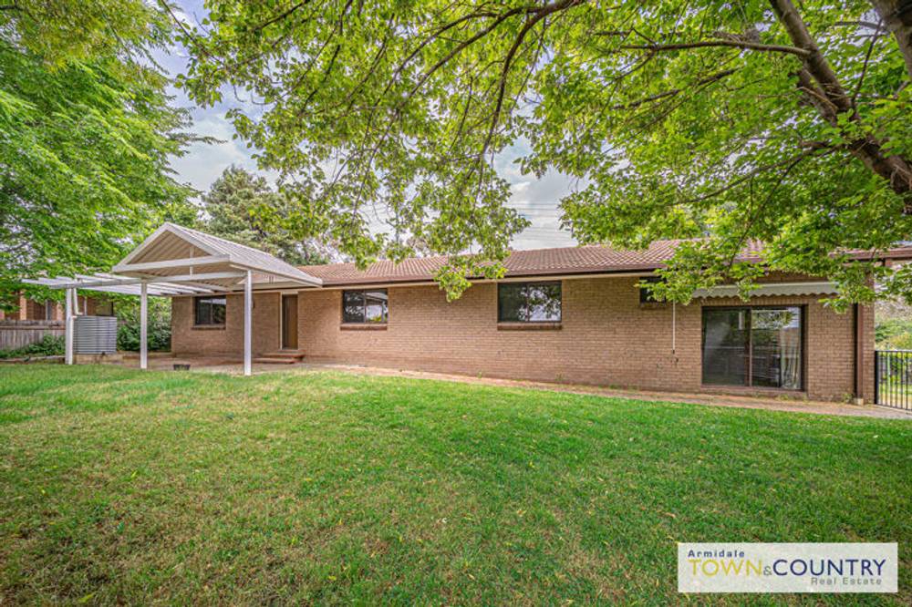 3 Verna Close, ARMIDALE, NSW 2350
