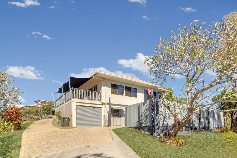 9 Pacific Avenue, Tannum Sands, QLD 4680
