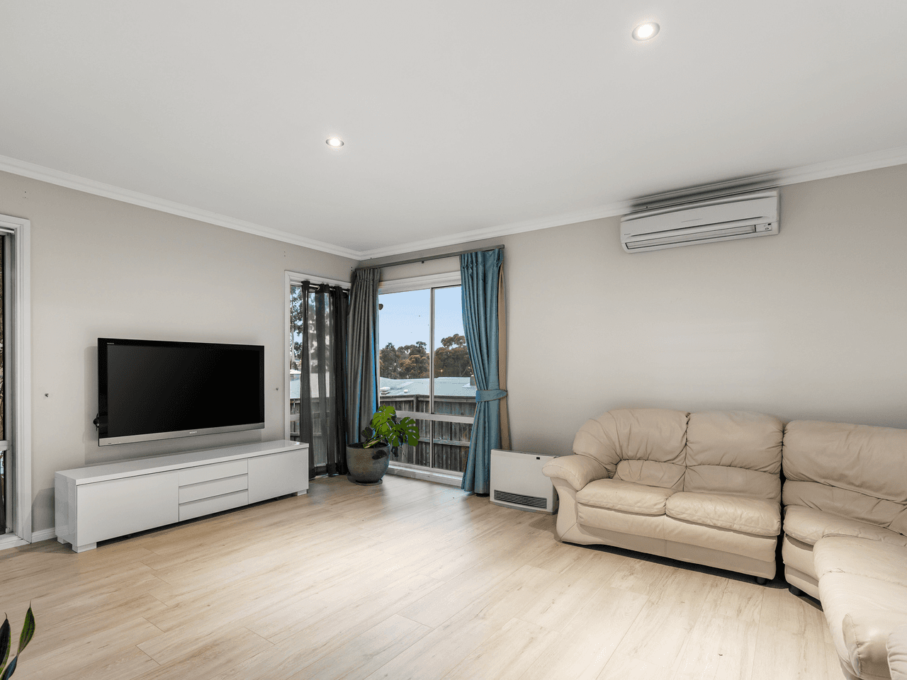 17 Middle Tree Close, HAMLYN TERRACE, NSW 2259