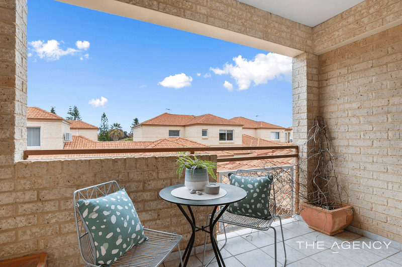 20/167 Flinders Avenue, Hillarys, WA 6025