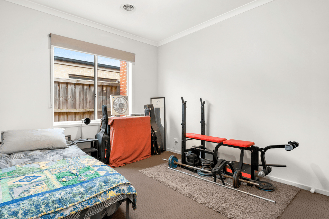 28 Ranfurlie Boulevard, CRANBOURNE WEST, VIC 3977