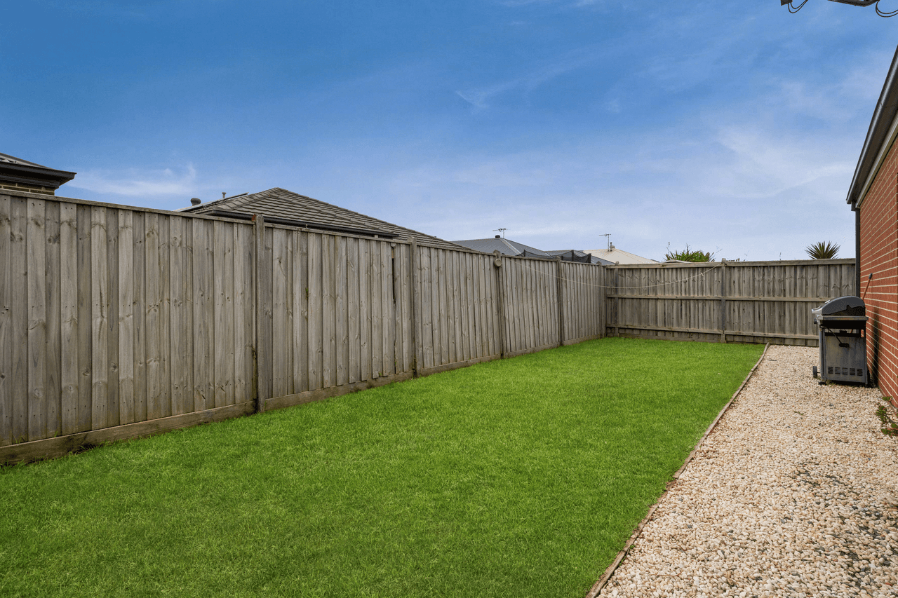 28 Ranfurlie Boulevard, CRANBOURNE WEST, VIC 3977