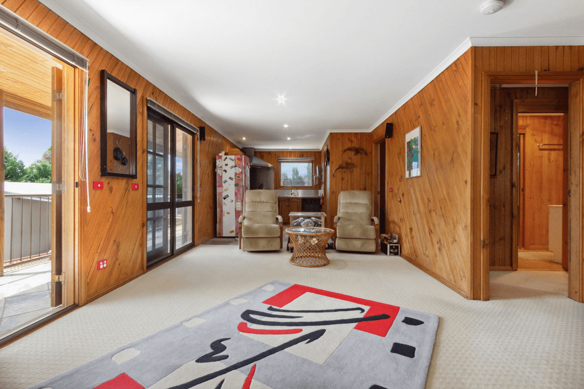 15a Kiparra Drive, Berridale, NSW 2628