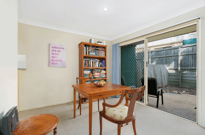 18/11 Oakmont ave, OXLEY, QLD 4075