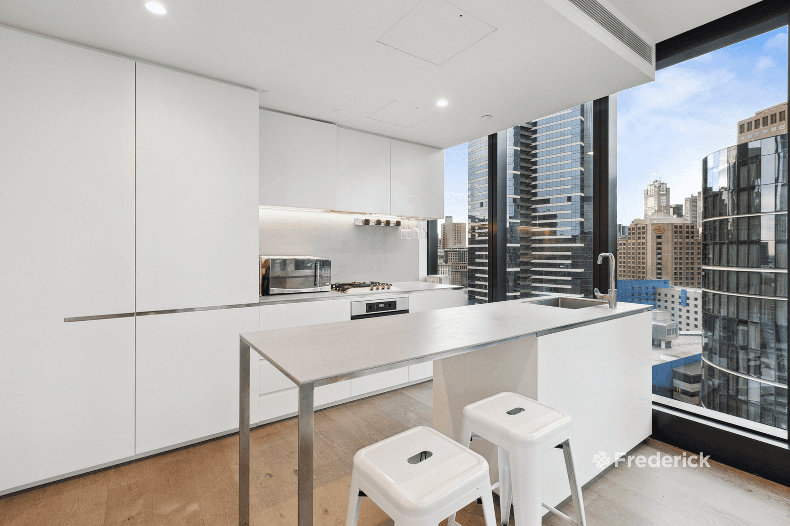 1807/70 Southbank Boulevard, Southbank, VIC 3006