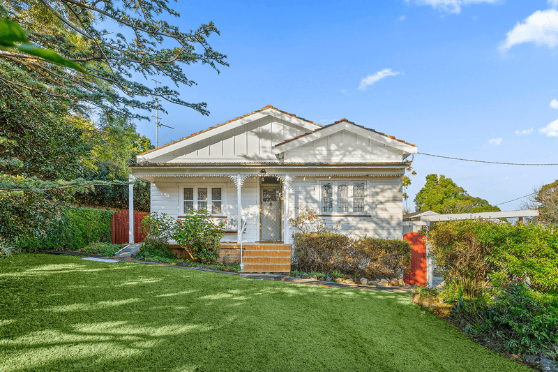 49 Woodlawn Avenue, Mangerton, NSW 2500