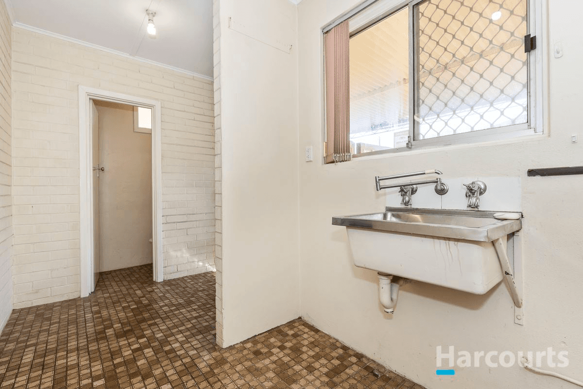 3 Curan Street, Coolbellup, WA 6163