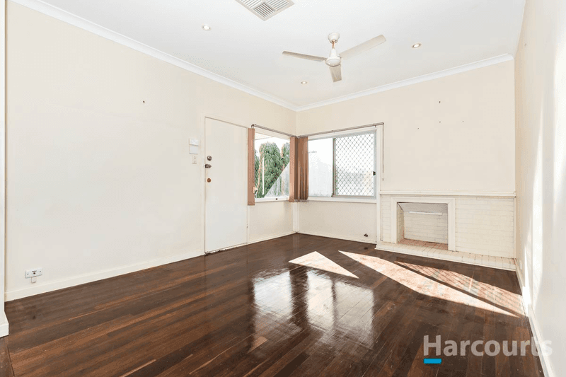 3 Curan Street, Coolbellup, WA 6163