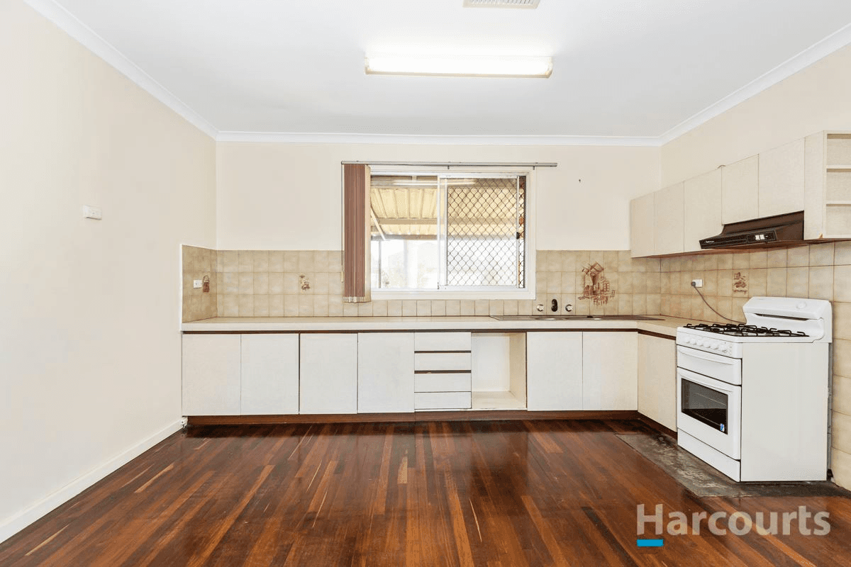 3 Curan Street, Coolbellup, WA 6163