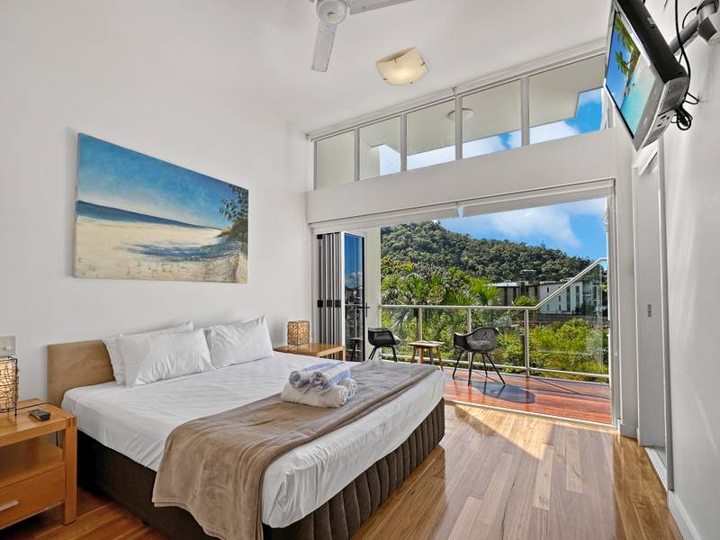 13/1-3 The Cove 'Beachside Apartments', Nelly Bay, QLD 4819