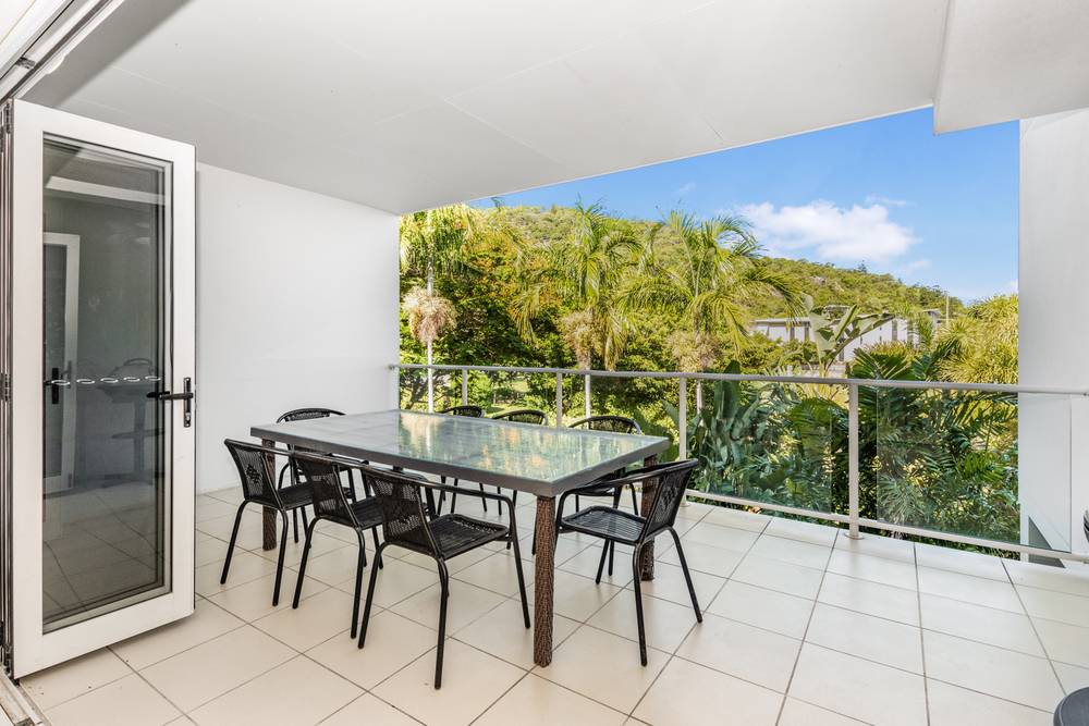 13/1-3 The Cove 'Beachside Apartments', Nelly Bay, QLD 4819