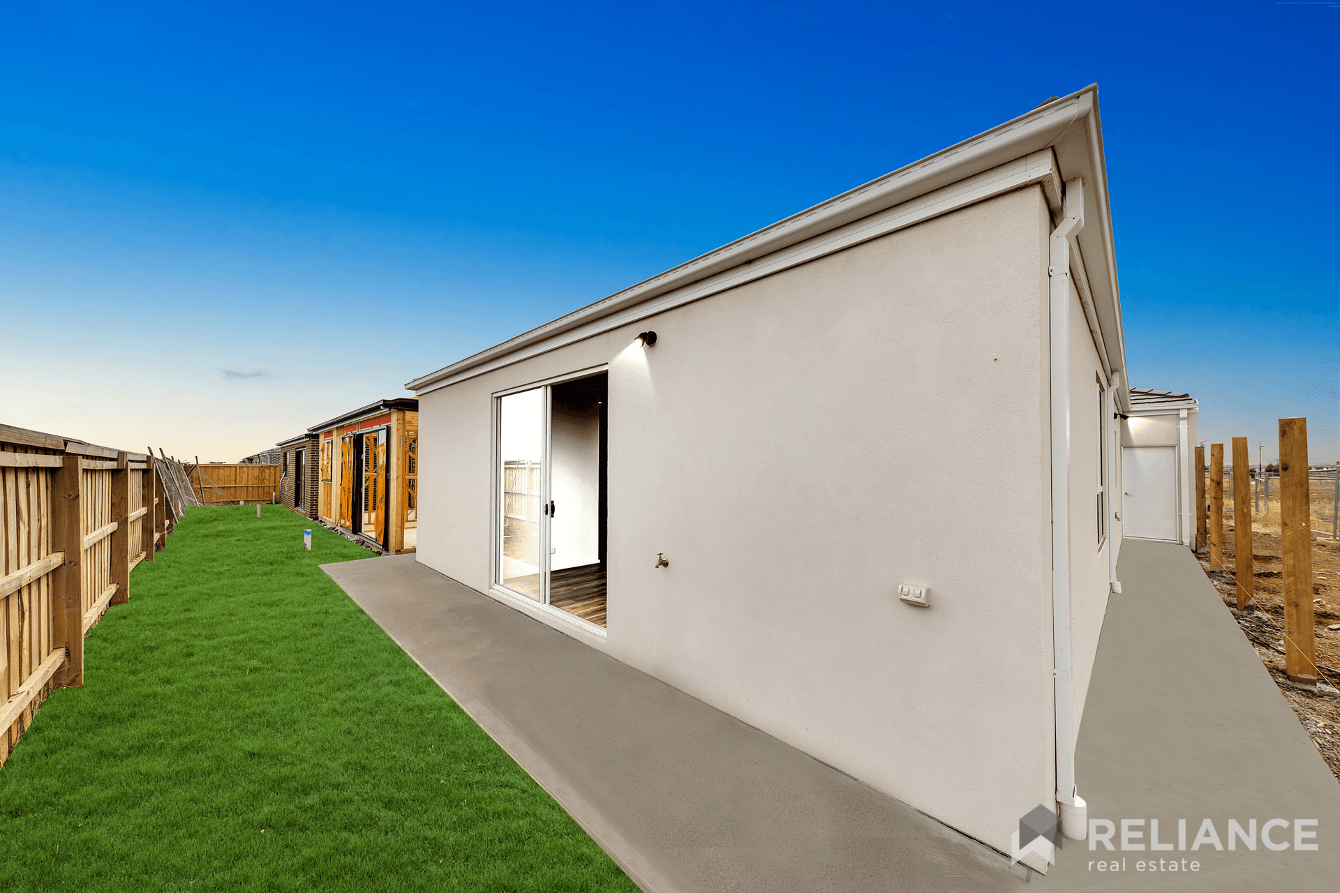 42 Erin Drive, Fraser Rise, VIC 3336