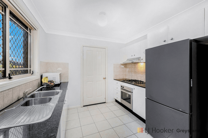 3B/24 Jersey Road, SOUTH WENTWORTHVILLE, NSW 2145