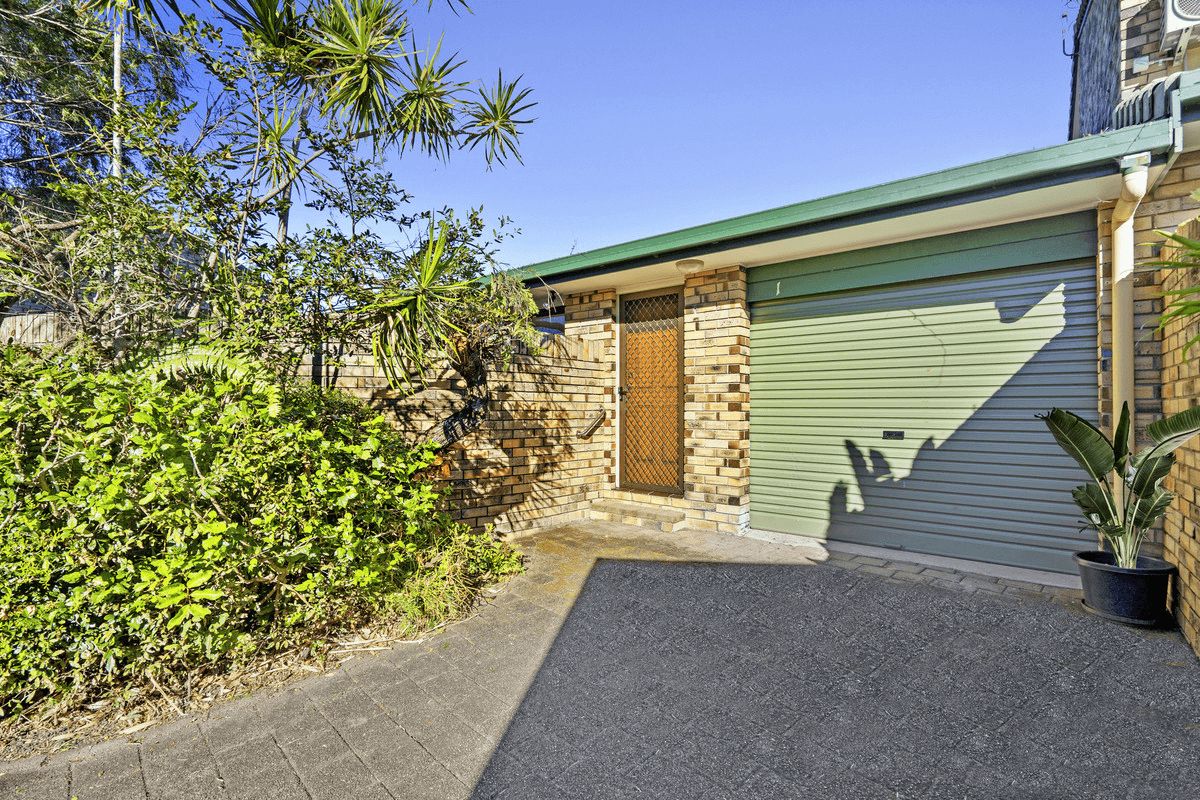 1/22-24 Dunlin Drive, Burleigh Waters, QLD 4220