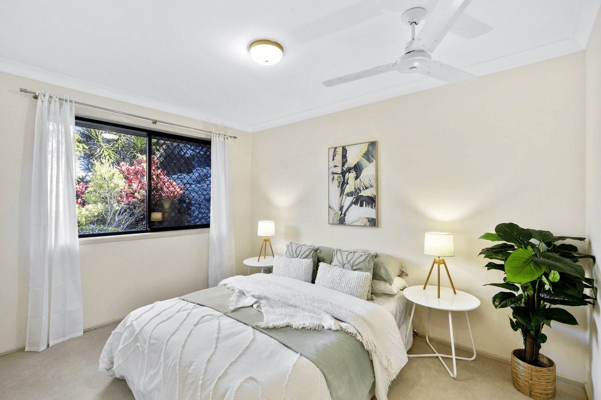 1/22-24 Dunlin Drive, Burleigh Waters, QLD 4220