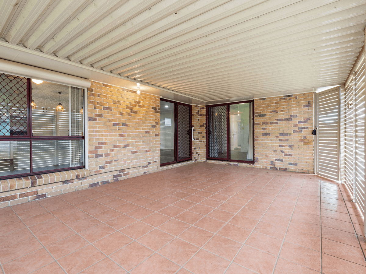 9 Regency Court, Strathpine, QLD 4500