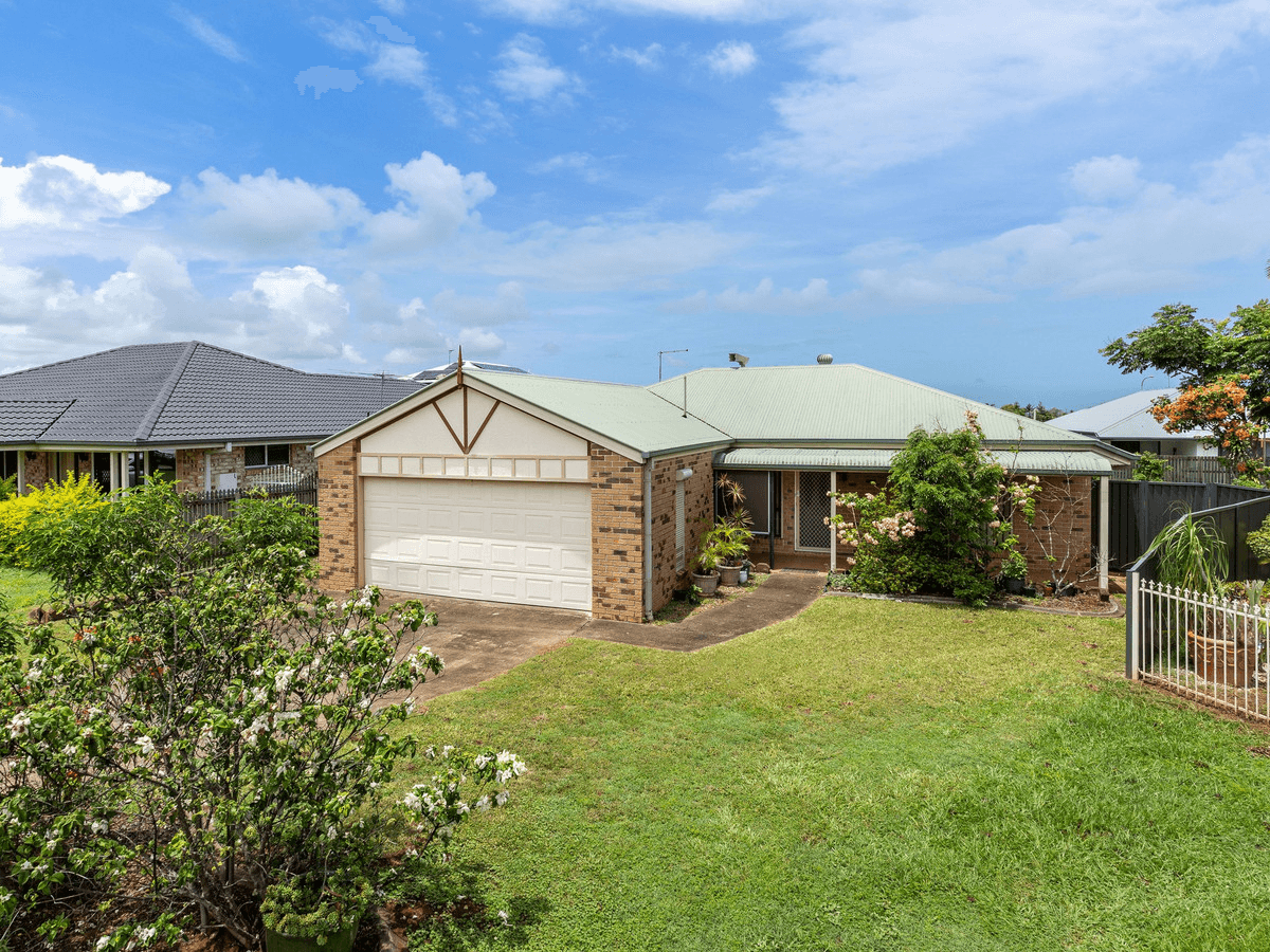 9 Regency Court, Strathpine, QLD 4500