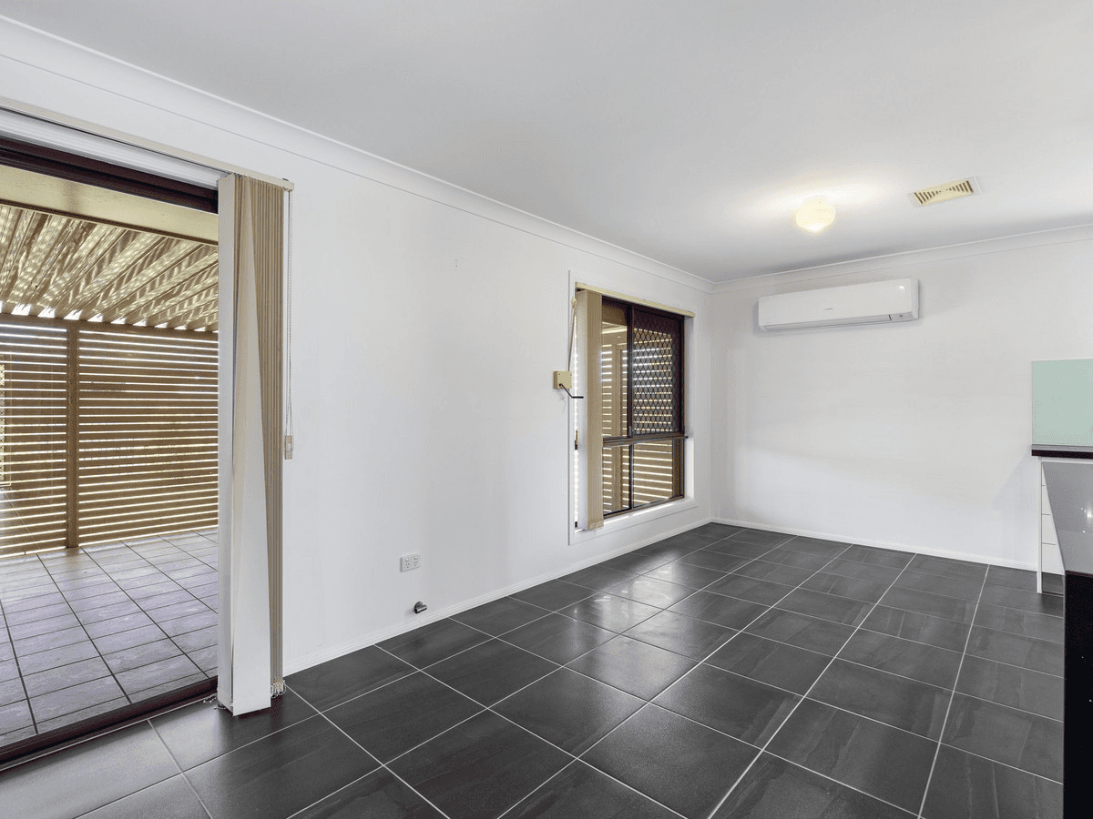 9 Regency Court, Strathpine, QLD 4500