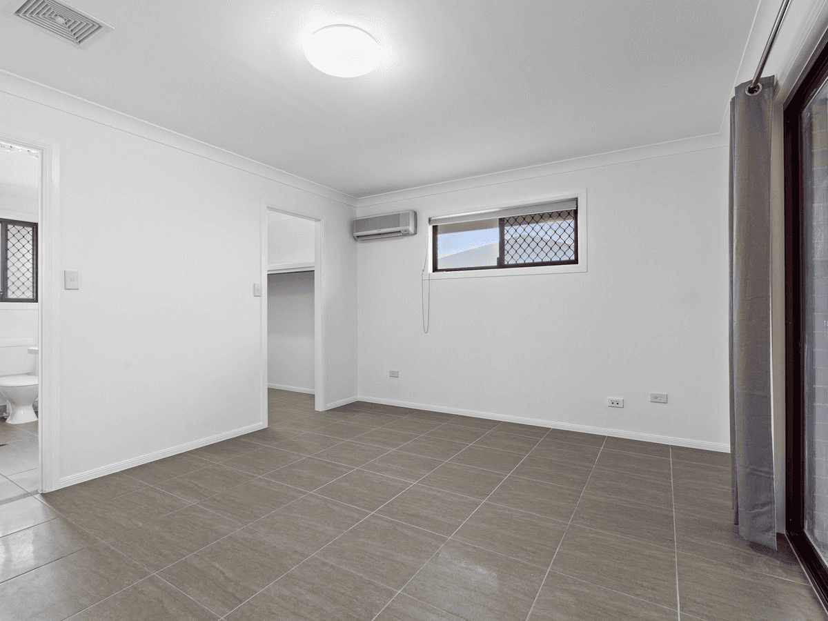 9 Regency Court, Strathpine, QLD 4500