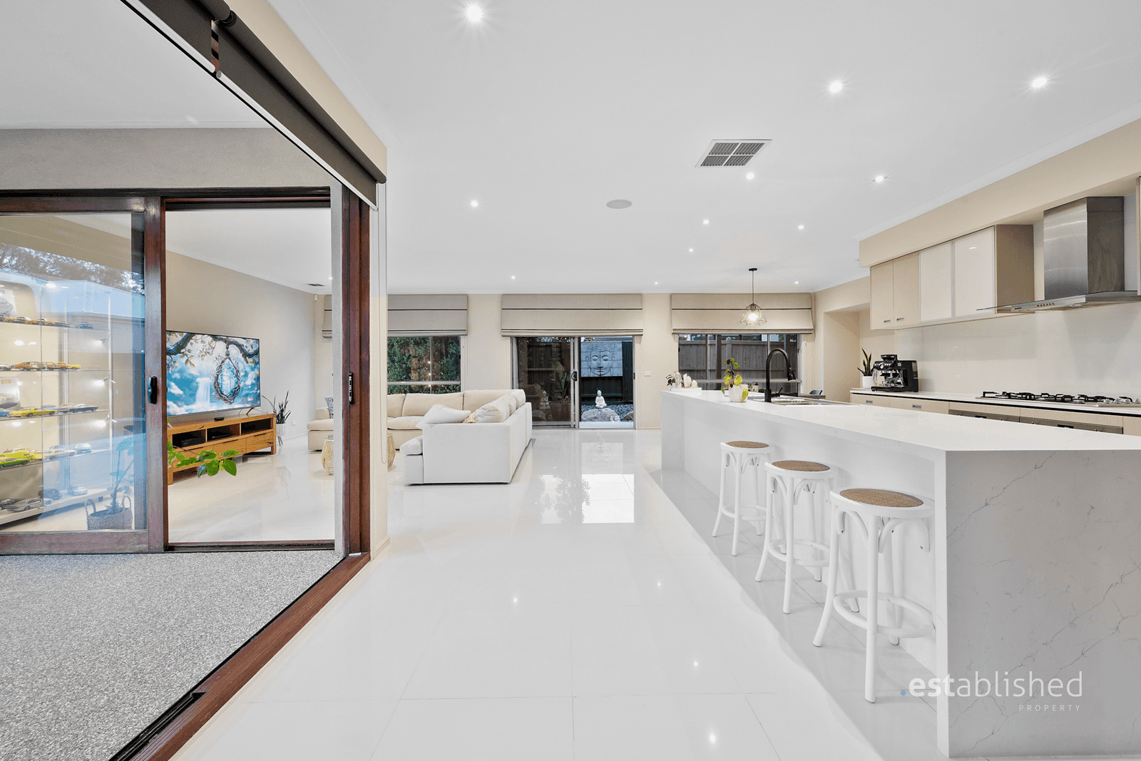 13 Alamanda Boulevard, POINT COOK, VIC 3030