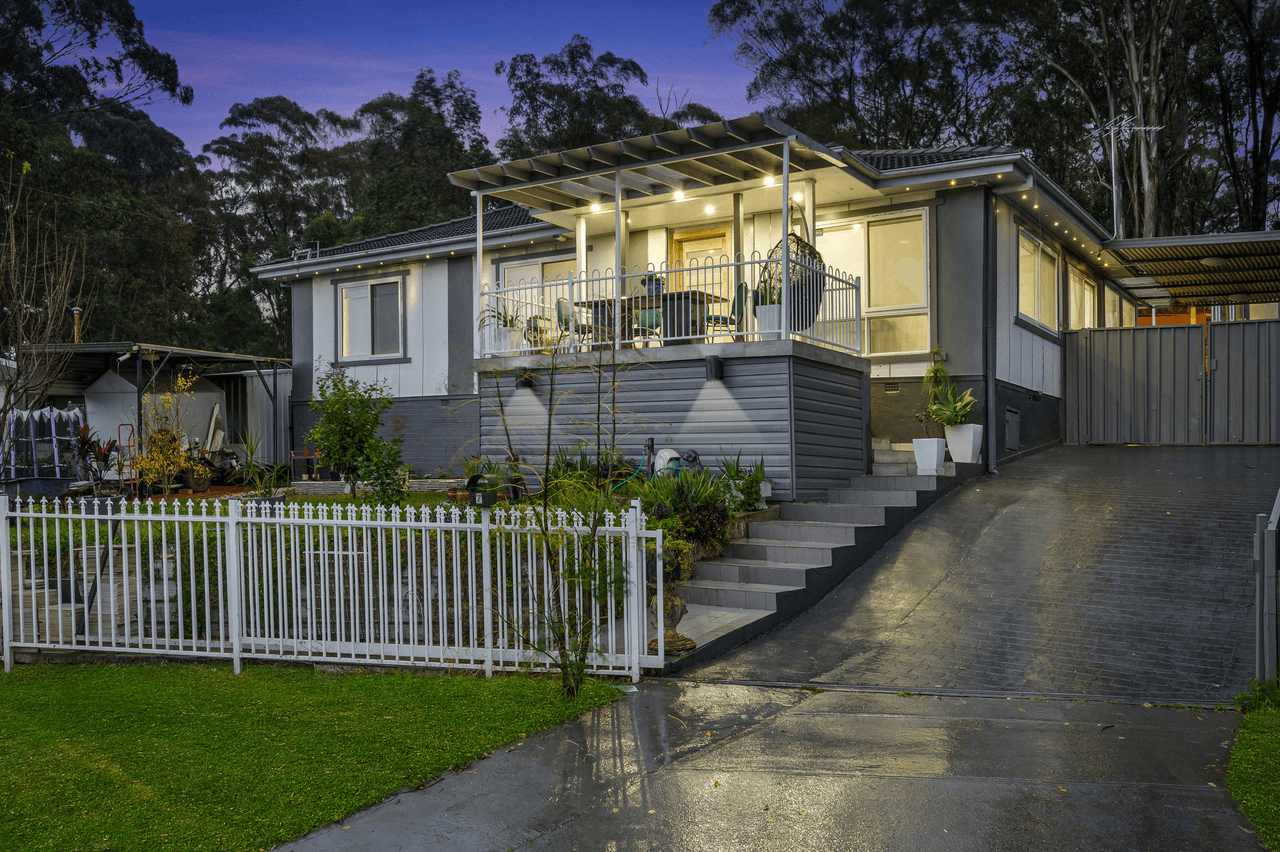 7 Warrigo Street, SADLEIR, NSW 2168