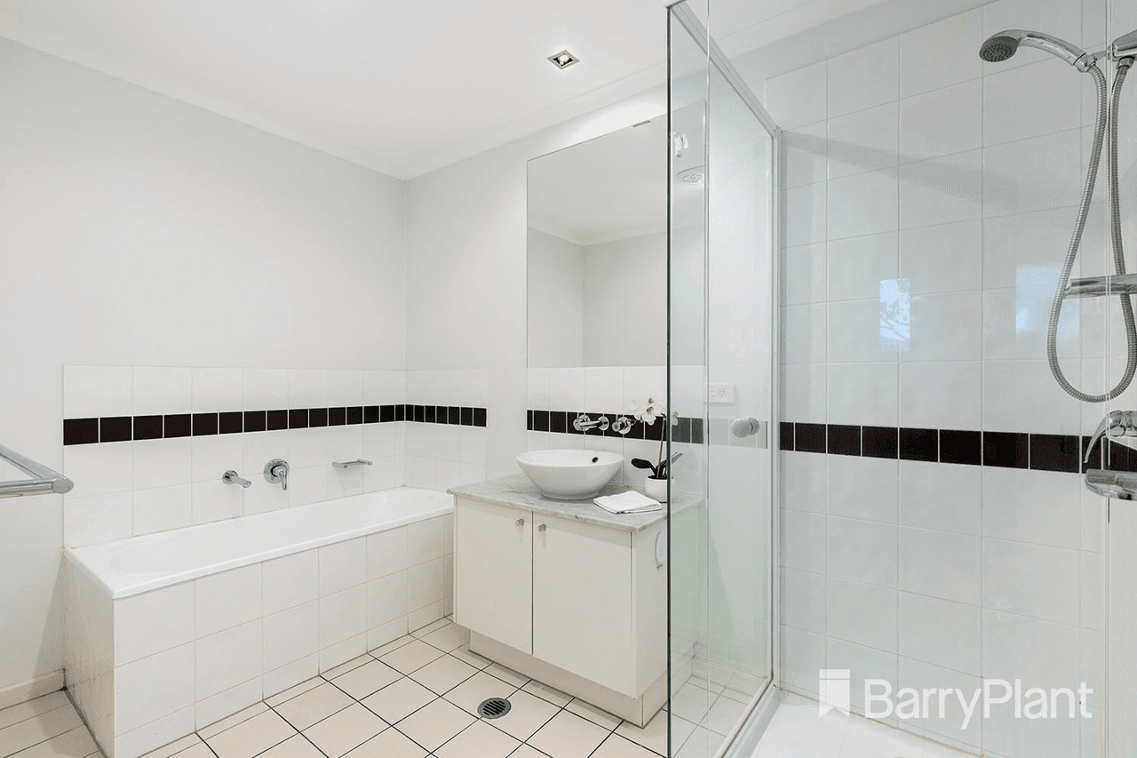 10/2-4 Blair Road, Glen Waverley, VIC 3150