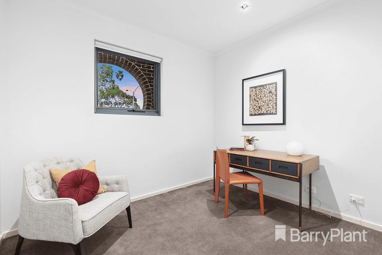 10/2-4 Blair Road, Glen Waverley, VIC 3150