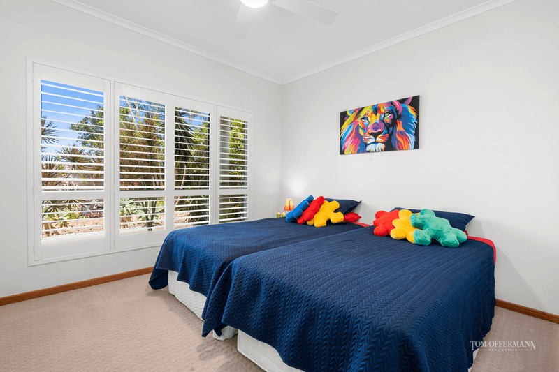 13 Antipodes Close, Castaways Beach, QLD 4567