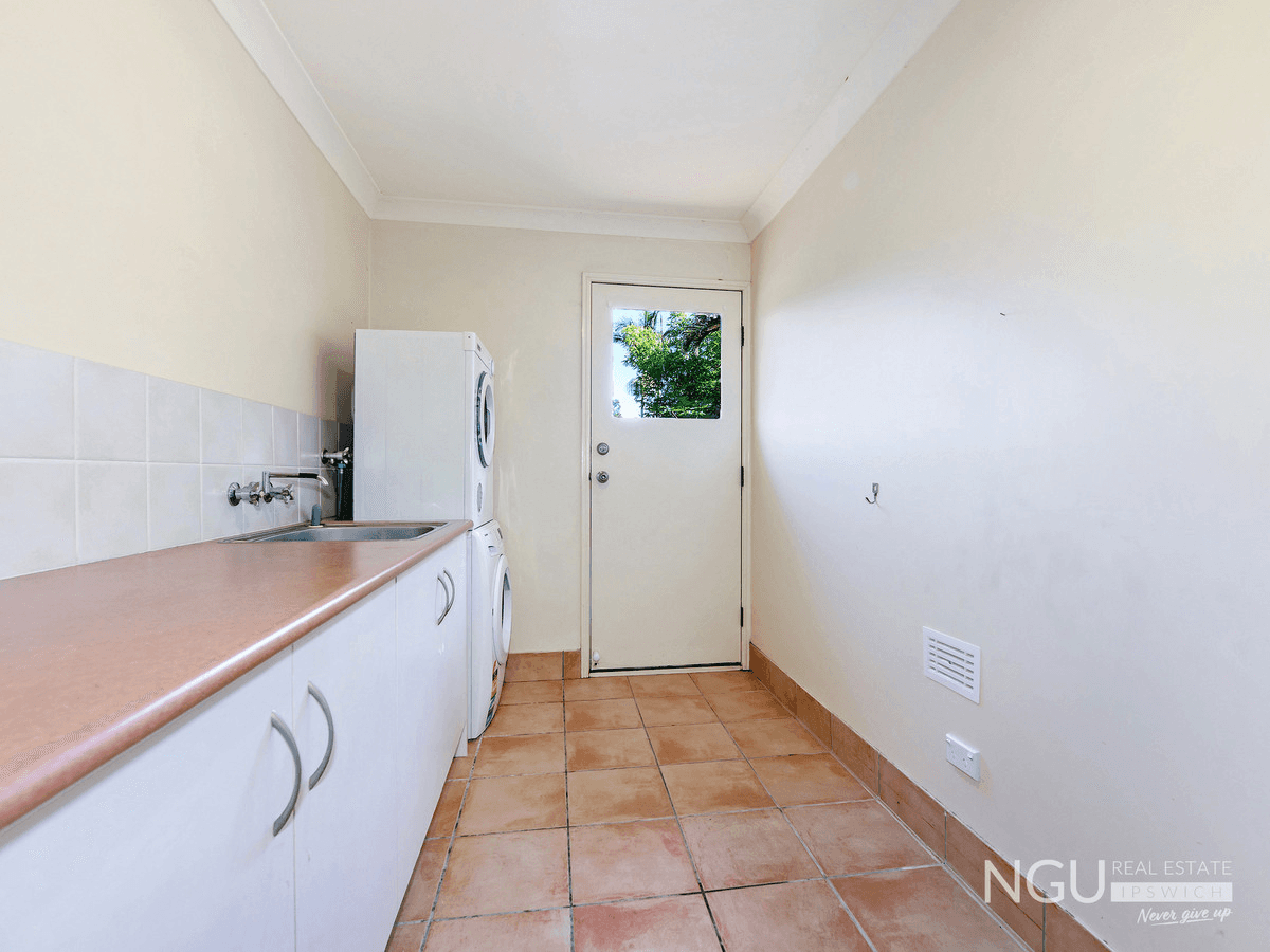 39 Fearless Court, Karalee, QLD 4306