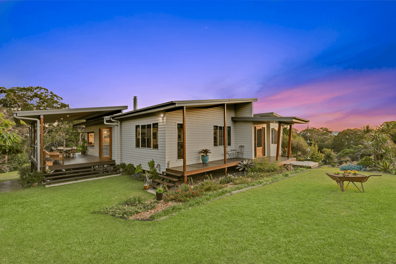 17 Coolwater Place, Rosemount, QLD 4560