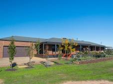 239 Cowells Lane, Euroa, VIC 3666