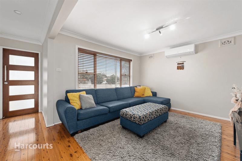 9 Moles Street, Albion Park, NSW 2527