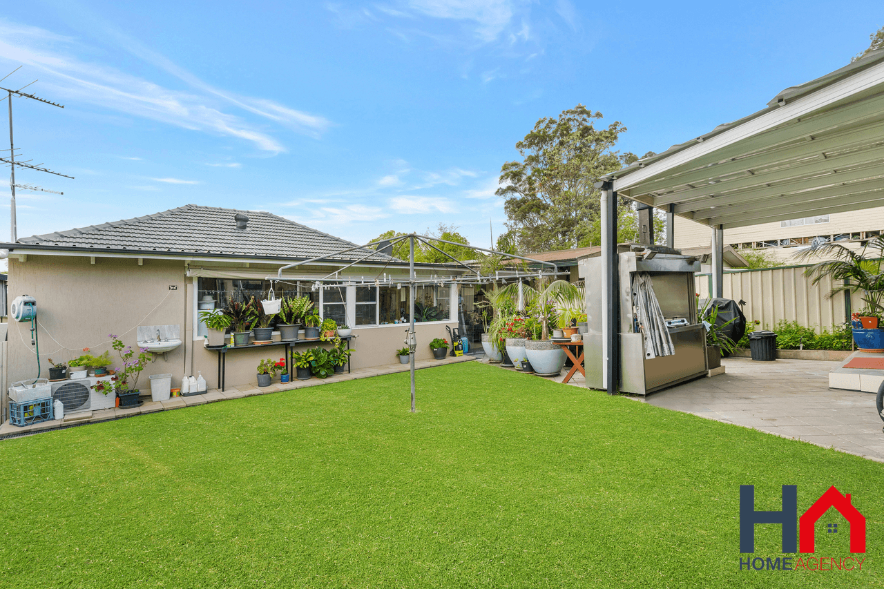 4 Jane Street, SMITHFIELD, NSW 2164