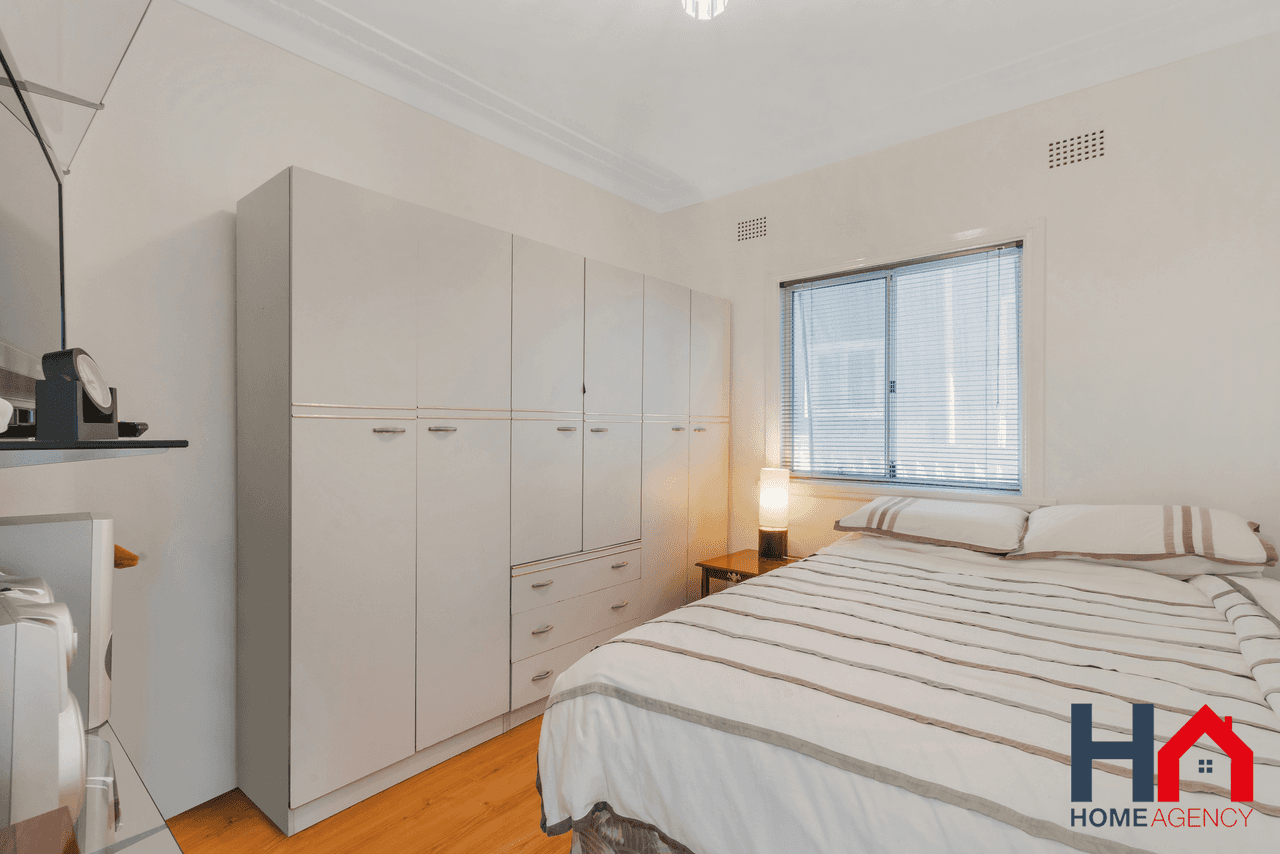 4 Jane Street, SMITHFIELD, NSW 2164