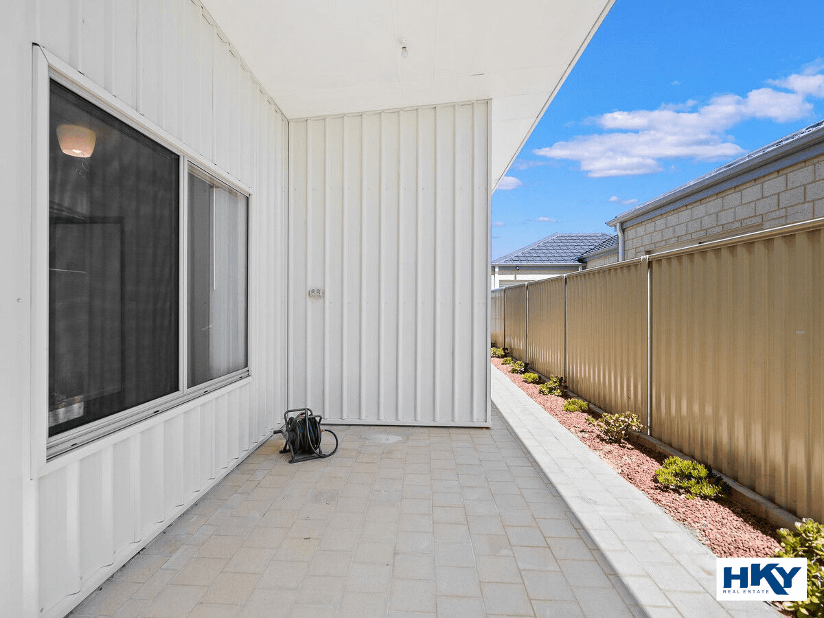 20 Tiller Turn, Yanchep, WA 6035