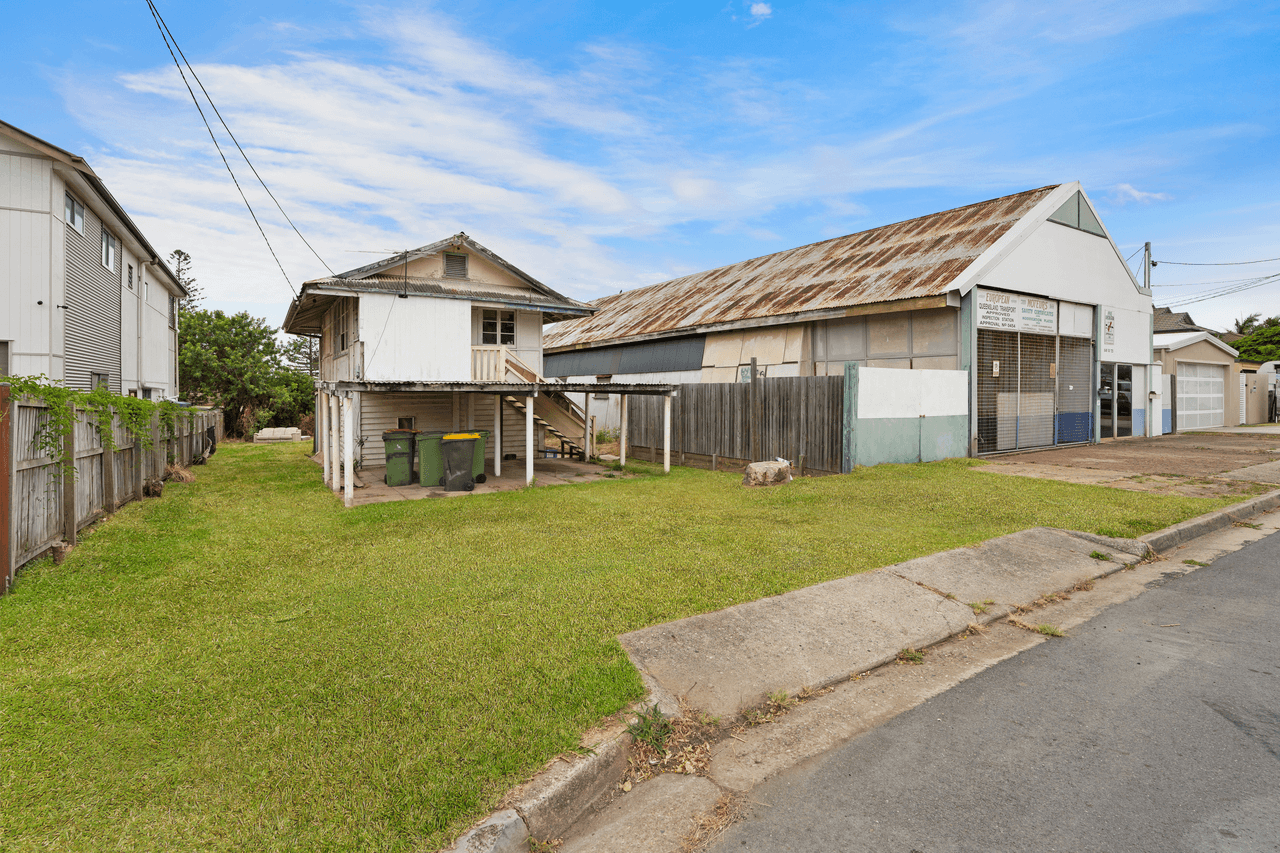 42 Landsborough Avenue, SCARBOROUGH, QLD 4020