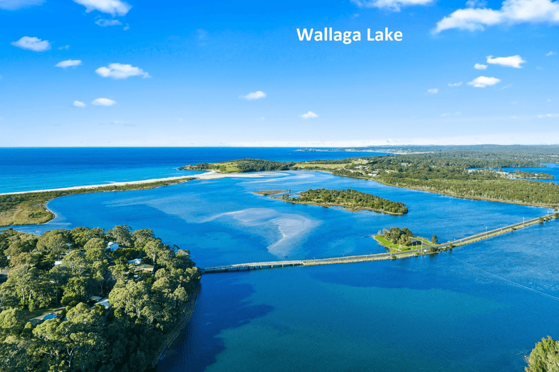 21 Lake View Drive, Wallaga Lake, NSW 2546