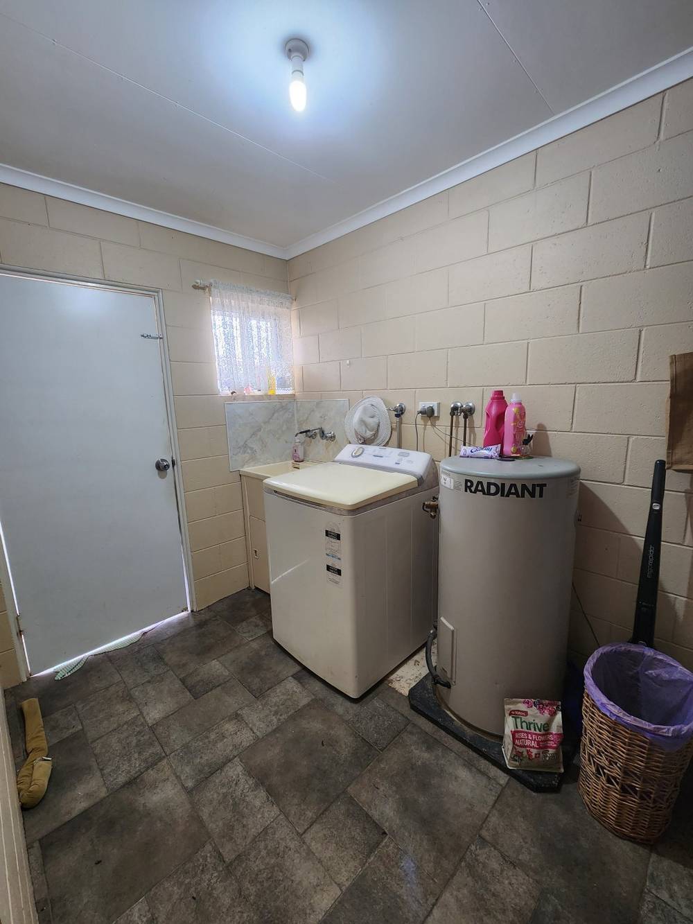 22 Luscombe Street, WALKERSTON, QLD 4751