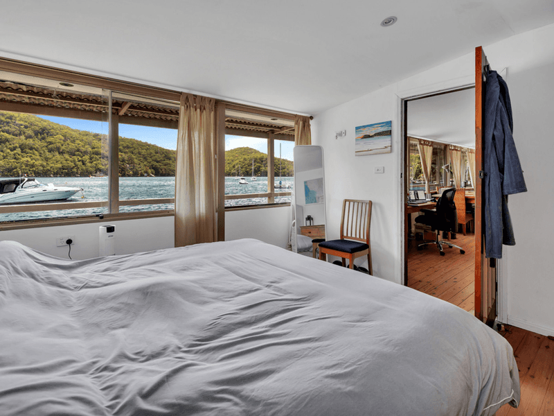 34 Cowan Drive, COTTAGE POINT, NSW 2084