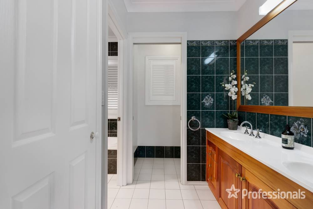 4 Kapooka Road, San Isidore, NSW 2650