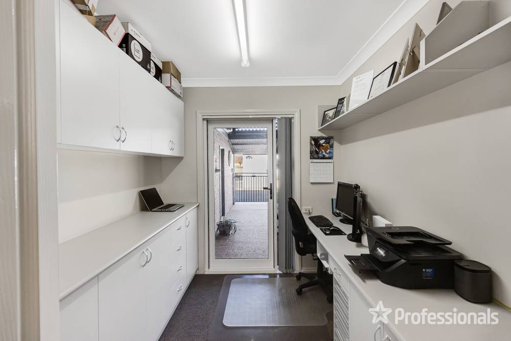 4 Kapooka Road, San Isidore, NSW 2650