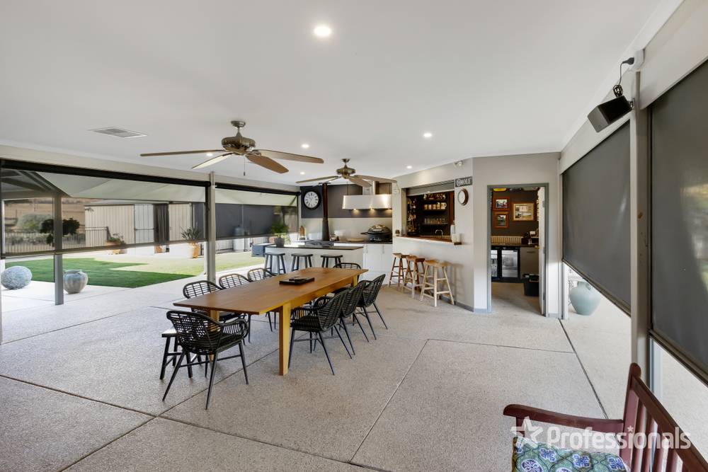 4 Kapooka Road, San Isidore, NSW 2650